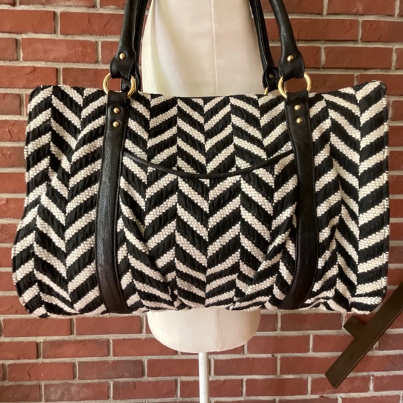 •Lauren Merkin Juliette Black White Chevron Satchel Briefcase Shoulder B… - Picture 16 of 16